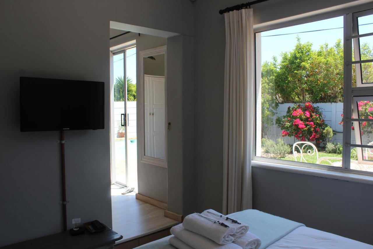 Surf Way Beach Cottage Kapstadt Exterior foto