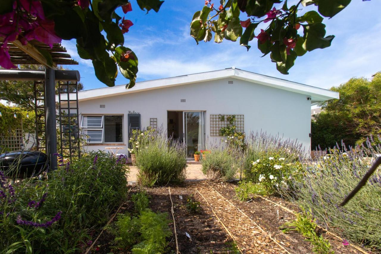 Surf Way Beach Cottage Kapstadt Exterior foto