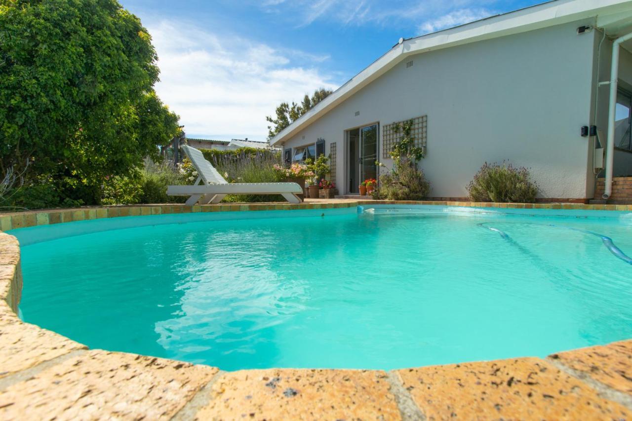 Surf Way Beach Cottage Kapstadt Exterior foto